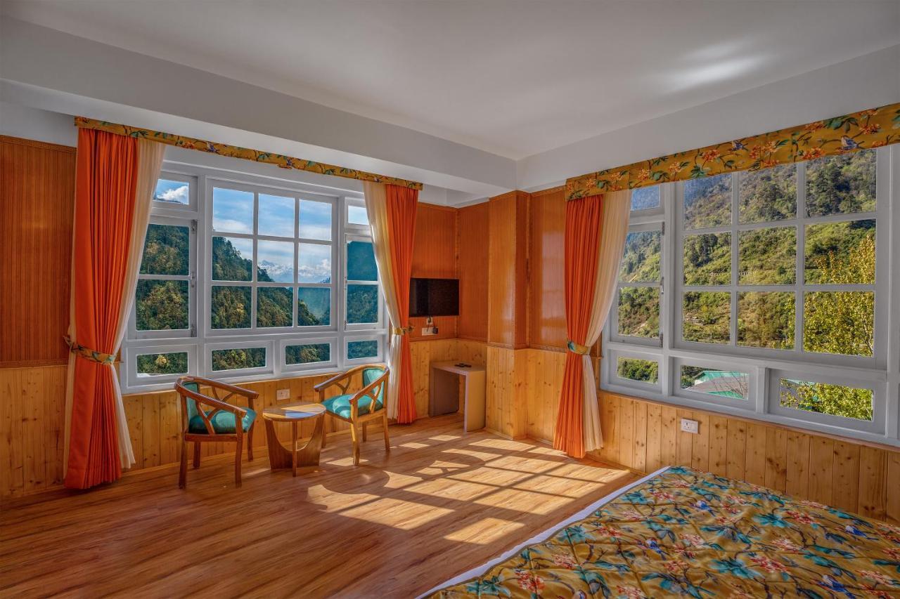Summit Gangchen Hotel 라첸 외부 사진