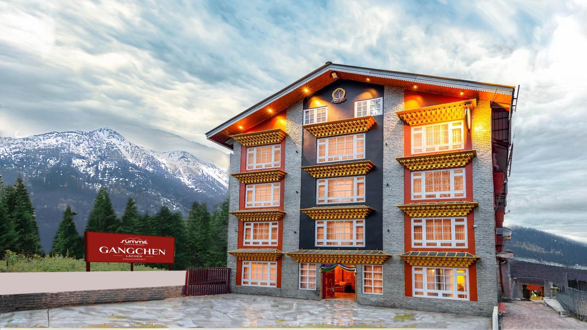 Summit Gangchen Hotel 라첸 외부 사진